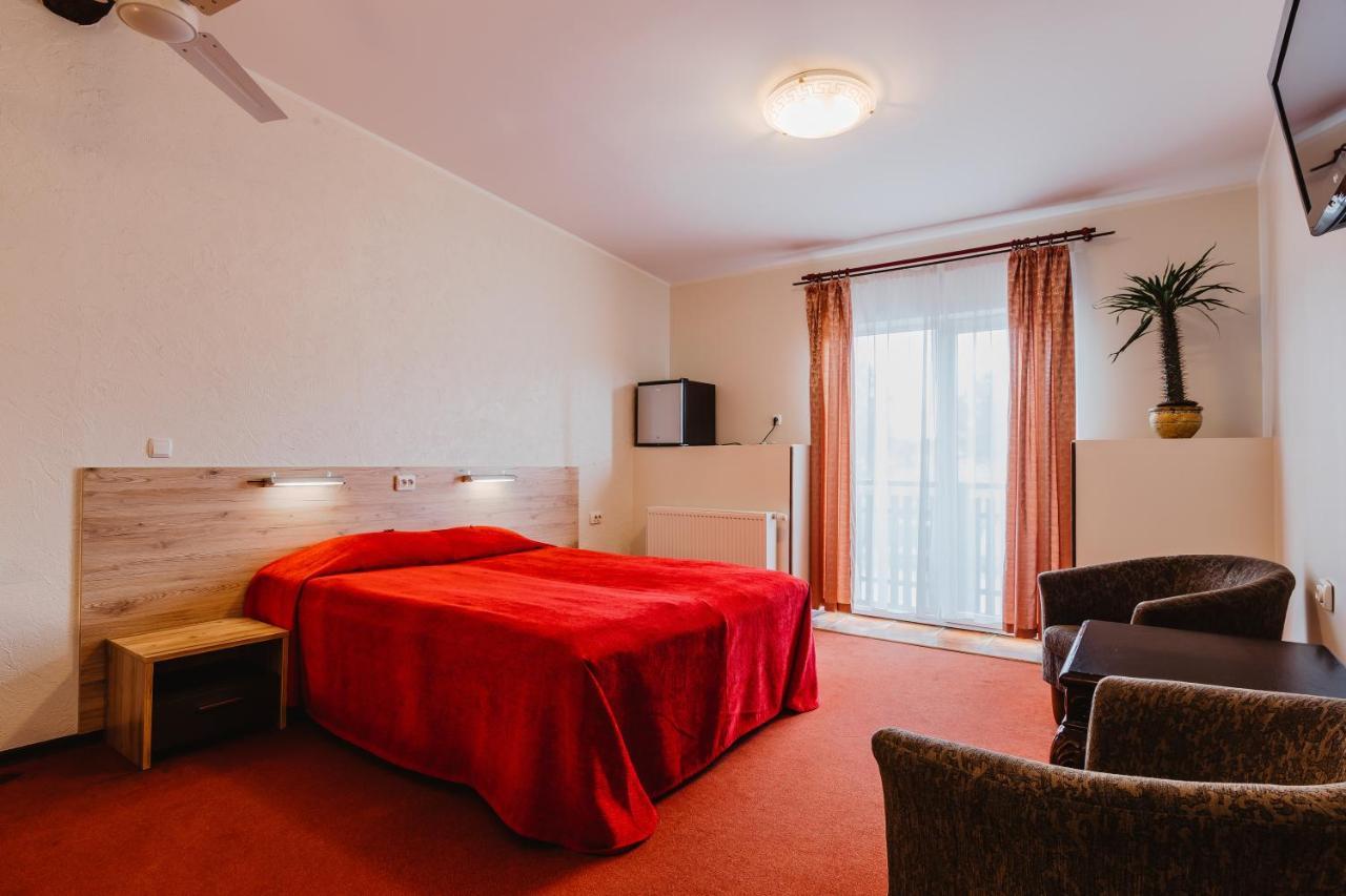 Aleksandri Hotel Tartu Eksteriør bilde
